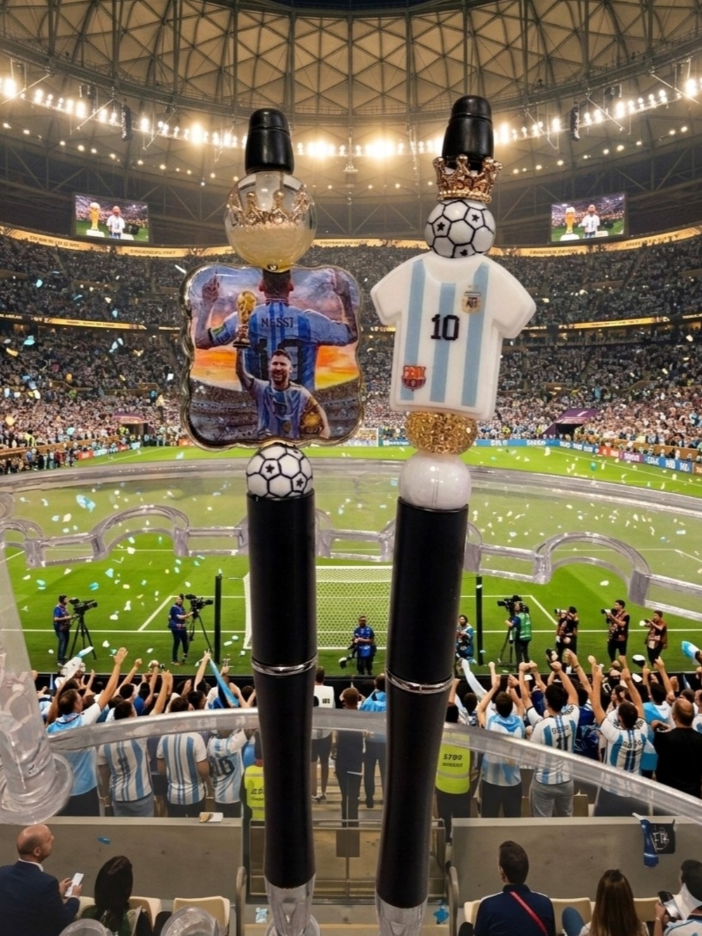 2 Leon Messi Pens - Refils Included